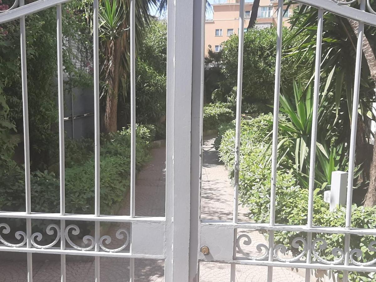 B&B Domus Ubaldi Rome Extérieur photo