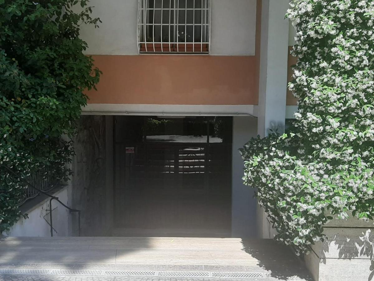 B&B Domus Ubaldi Rome Extérieur photo